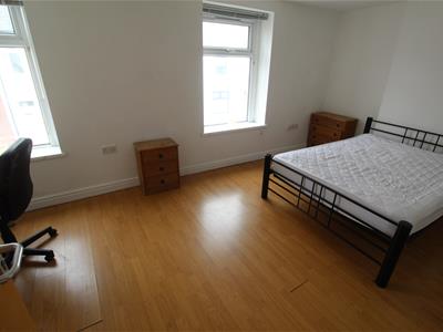 Picture 4